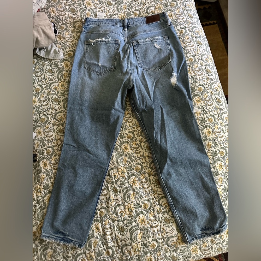 Hollister Women's Boyfriend Jeans in Light Blue - Picture 2 of 3